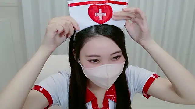 yuki room online show from 11.05.25