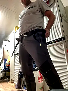 Snapshot of Lecatore80 chatting on 10.04.25 Lecatore80 online show from 10.04.25