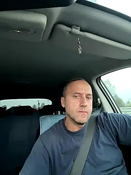 Snapshot of Lecatore80 chatting on 10.15.25 Lecatore80 online show from 10.15.25