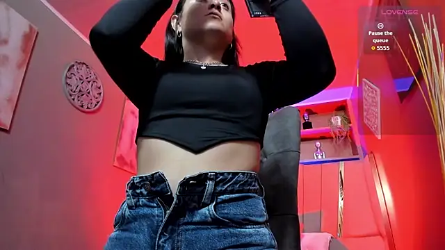 Lucy Williiams online show from 12.02.25