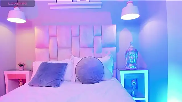 Lucy Williiams online show from 02.04.26