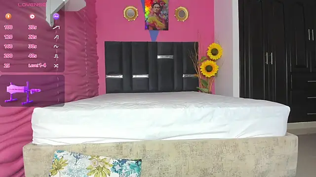 Snapshot of valeria_hurtado chatting on 03.15.25 valeria hurtado online show from 03.15.25