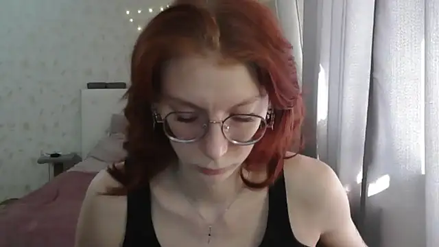 Snapshot of KateBunny chatting on 05.03.26 KateBunny online show from 05.03.26