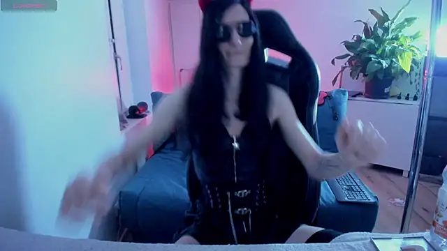 CeriseLapine online show from 03.11.25