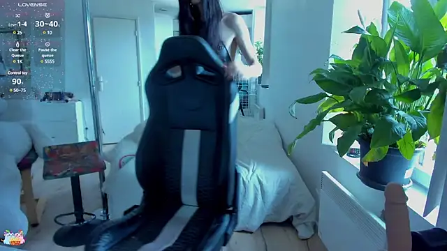 CeriseLapine online show from 03.22.25