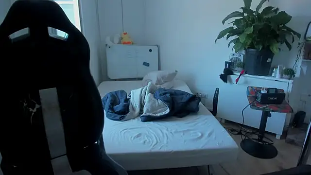 CeriseLapine online show from 09.18.25