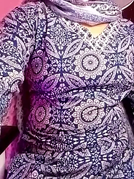 Indianhyna online show from 11.03.25