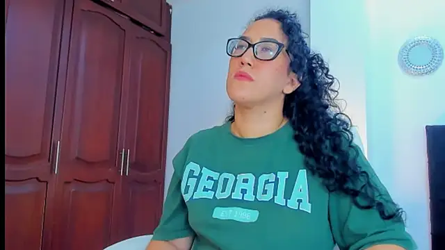 kathyajhonss online show from 02.17.25