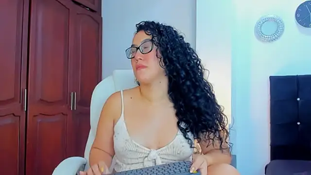 kathyajhonss online show from 02.18.25