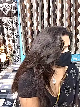 Snapshot of AzadPanchi2024 chatting on 12.26.24 AzadPanchi2024 online show from 12.26.24