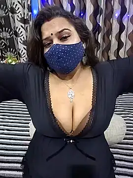 Snapshot of AzadPanchi2024 chatting on 01.04.25 AzadPanchi2024 online show from 01.04.25