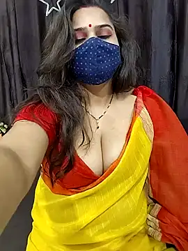 Snapshot of AzadPanchi2024 chatting on 01.13.25 AzadPanchi2024 online show from 01.13.25