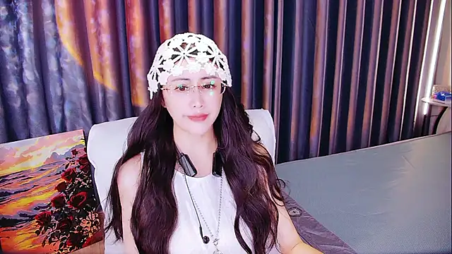 Daisy7 11 online show from 09.17.25