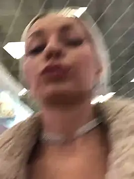 Diamond Bunny  online show from 12.10.24