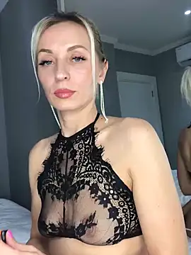 Diamond Bunny  online show from 02.26.25