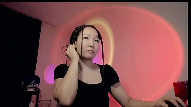 Snapshot of himeros_goddess chatting on 01.26.25 himeros goddess online show from 01.26.25