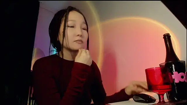 Snapshot of himeros_goddess chatting on 02.18.25 himeros goddess online show from 02.18.25