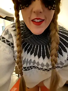 Hexe12346 online show from 11.16.25