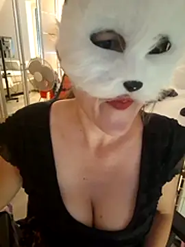 Snapshot of Hexe12346 chatting on 06.13.26 Hexe12346 online show from 06.13.26