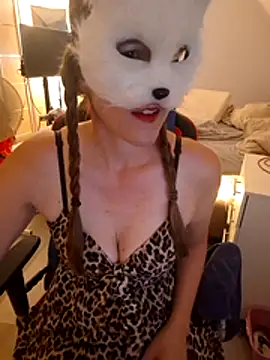 Snapshot of Hexe12346 chatting on 06.25.26 Hexe12346 online show from 06.25.26
