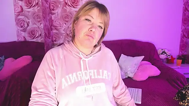 CurlyDreams online show from 02.19.26