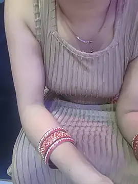Snapshot of kaveerpooja947 chatting on 05.26.26 kaveerpooja947 online show from 05.26.26