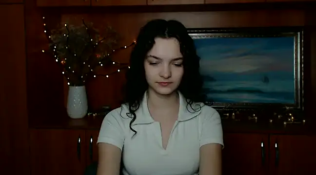 Snapshot of _SusieSu_ chatting on 12.11.24 SusieSu online show from 12.11.24