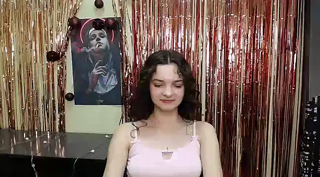 Snapshot of _SusieSu_ chatting on 01.09.25 SusieSu online show from 01.09.25