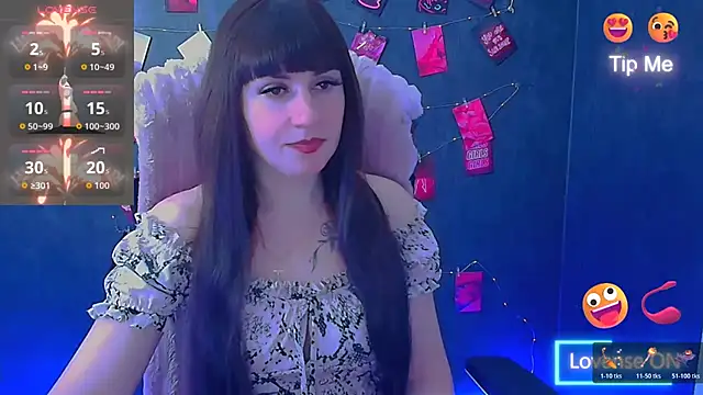 Snapshot of Violla_My chatting on 04.22.26 Violla My online show from 04.22.26