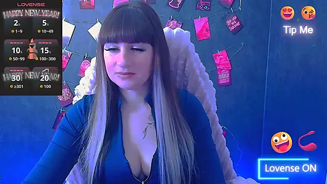 Snapshot of Violla_My chatting on 04.30.26 Violla My online show from 04.30.26