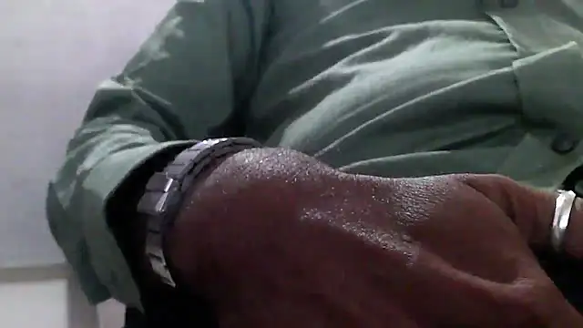 Snapshot of GO_LALA chatting on 12.04.24 GO LALA online show from 12.04.24