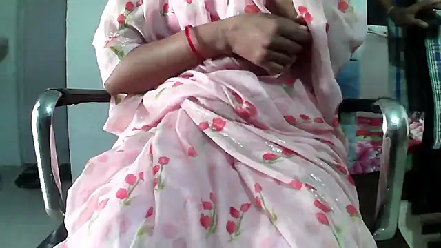 Snapshot of GO_LALA chatting on 01.18.25 GO LALA online show from 01.18.25