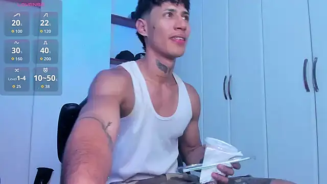 Jonryder  online show from 09.14.25