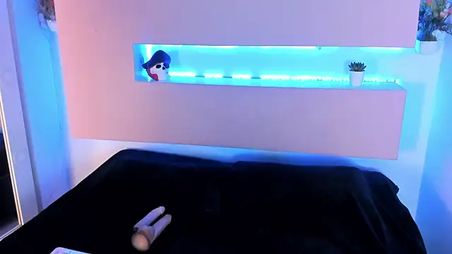 Scarlett  Fox   online show from 02.26.25