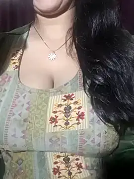Anamika Kapoor online show from 02.22.25
