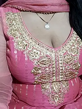 Anamika Kapoor online show from 03.12.25