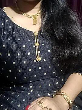 Anamika Kapoor online show from 03.22.25