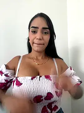 Sara-77 online show from 10.08.25