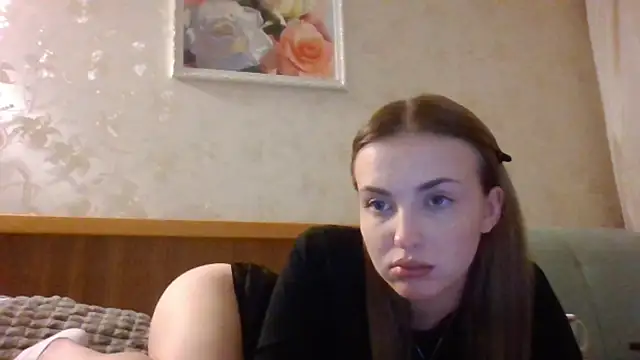 Snapshot of Sweety_Nika chatting on 12.06.24 Sweety Nika online show from 12.06.24