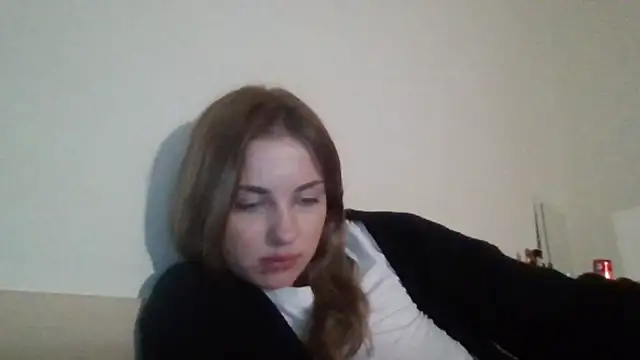 Snapshot of Sweety_Nika chatting on 01.05.25 Sweety Nika online show from 01.05.25