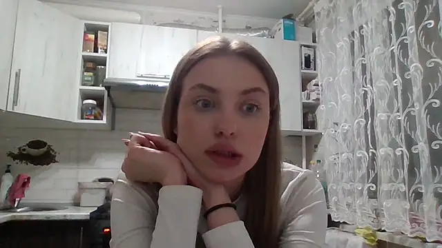 Snapshot of Sweety_Nika chatting on 01.22.25 Sweety Nika online show from 01.22.25