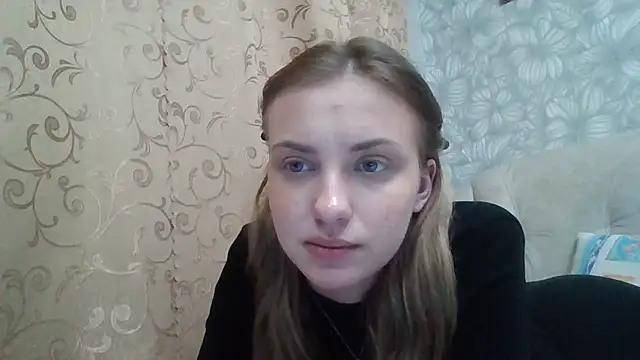 Snapshot of Sweety_Nika chatting on 02.20.25 Sweety Nika online show from 02.20.25