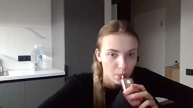 Snapshot of Sweety_Nika chatting on 03.22.25 Sweety Nika online show from 03.22.25