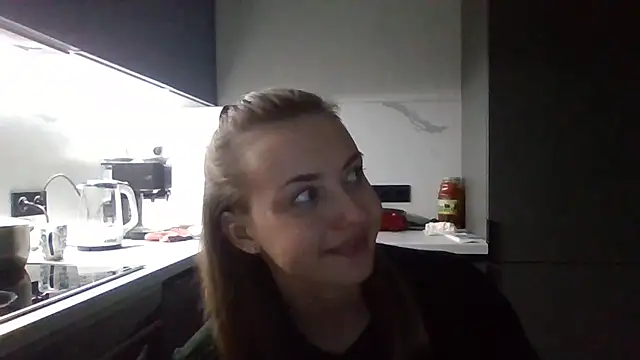 Snapshot of Sweety_Nika chatting on 09.18.25 Sweety Nika online show from 09.18.25