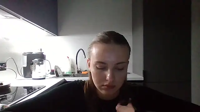 Snapshot of Sweety_Nika chatting on 09.25.25 Sweety Nika online show from 09.25.25