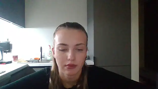Snapshot of Sweety_Nika chatting on 10.02.25 Sweety Nika online show from 10.02.25