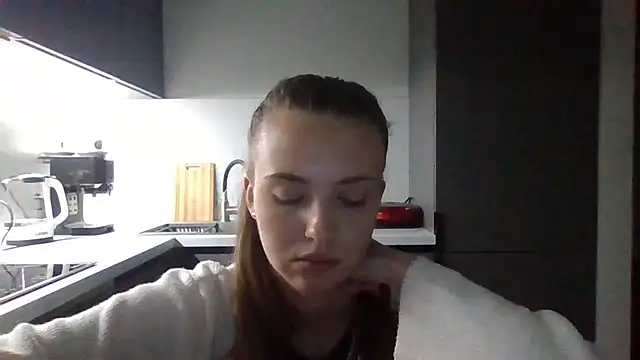 Snapshot of Sweety_Nika chatting on 10.11.25 Sweety Nika online show from 10.11.25