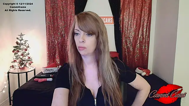 Snapshot of CammiCams chatting on 12.11.24 CammiCams online show from 12.11.24