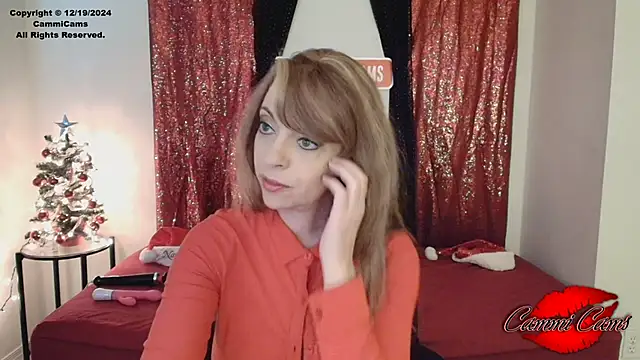 Snapshot of CammiCams chatting on 12.19.24 CammiCams online show from 12.19.24