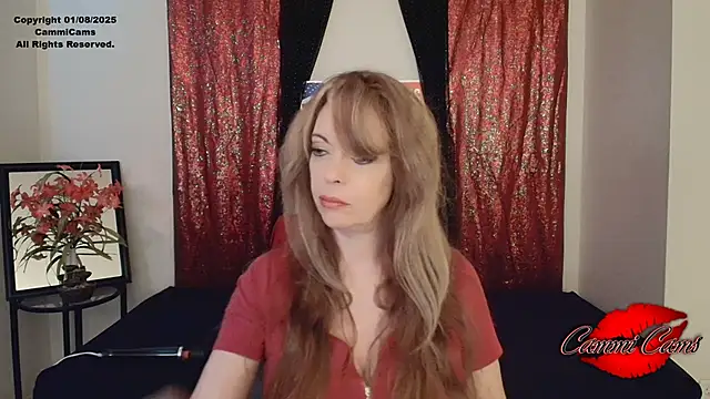 Snapshot of CammiCams chatting on 01.08.25 CammiCams online show from 01.08.25